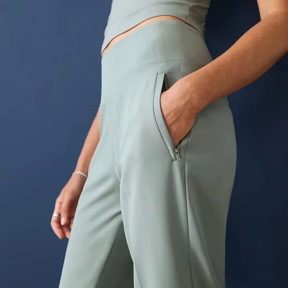 Athleta Endless High Rise Pants Women 12 T Work Travel Ankle Length Vera Green - Picture 15 of 15